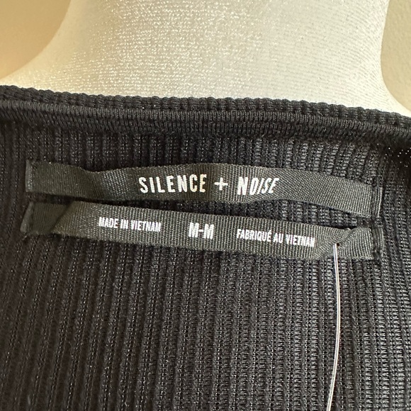 Silence & Noise Top - Picture 4 of 5